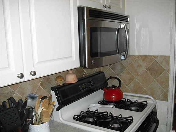 3rd image of 89-40 151st Ave #6M