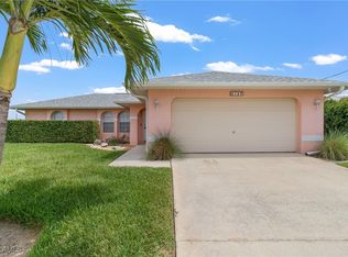 2109 NE 17th St, Cape Coral, FL 33909