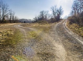 Columbia Rd, Albany, OH 45710