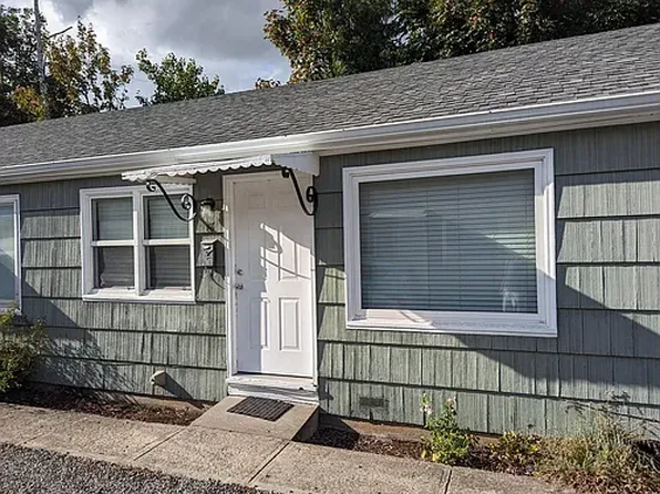 4562 NE Cully Blvd APT 76, Portland, OR 97218