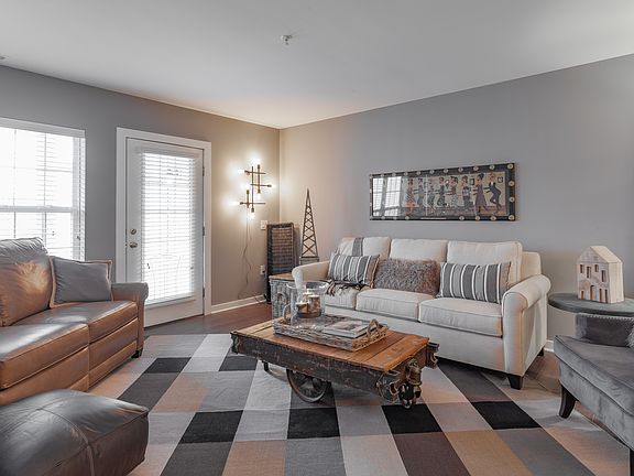 5th image of 1157 Joyce Ln