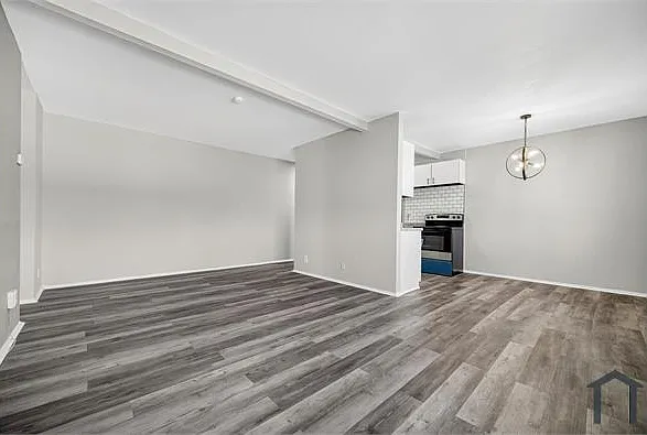 2 bed, 828 sqft, $1,350 — Photo 4