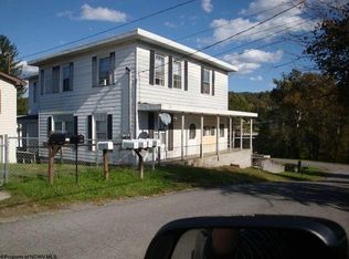 1347 Montrose St APT 3, Morgantown, WV 26505