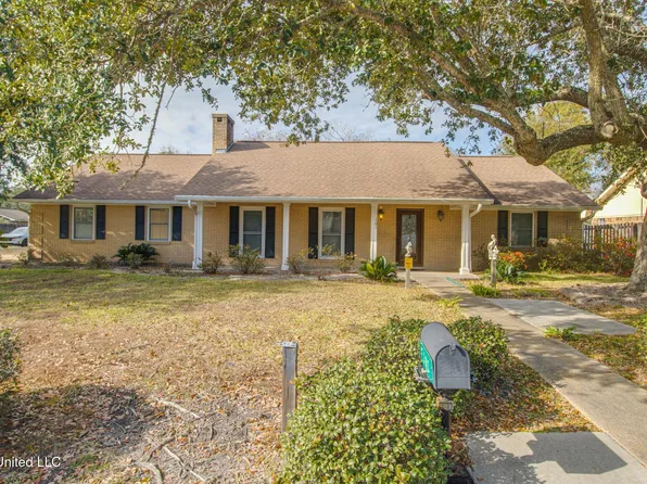 101 McGuire Dr, Long Beach, MS 39560