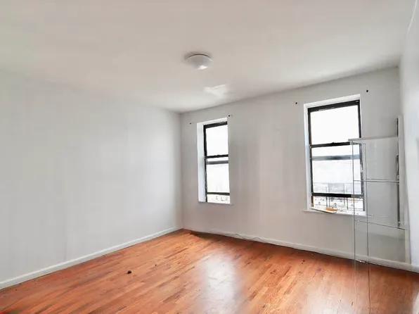 2102 Beverly Road image 1 of 4