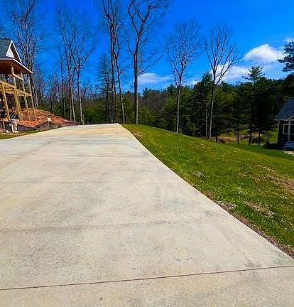 4th image of 171 Gleneagles North Drive