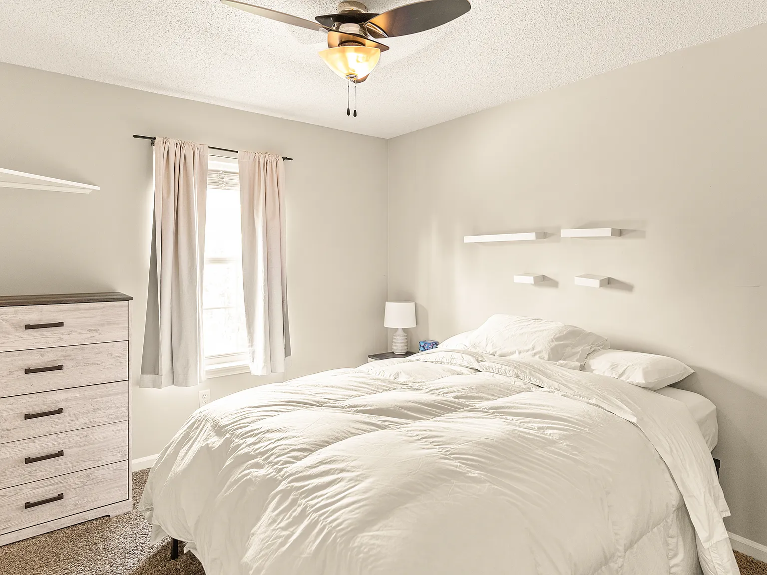 3 bed, 1518 sqft, $2,500 — Photo 4