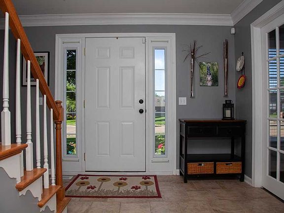 2nd image of 8088 Kingston Dr