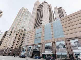 545 N Dearborn St #1611, Chicago, IL 60654