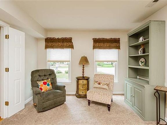 5th image of 11184 Countryside Ln
