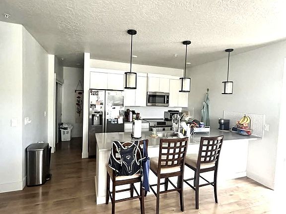 5th image of 1713 W Jefferson St APT 203
