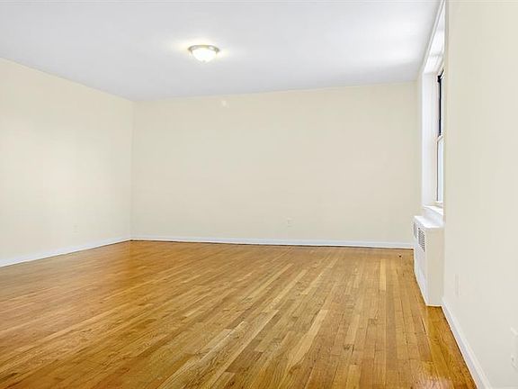 3rd image of 14325 41st Ave APT 305