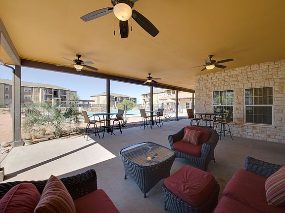 Outdoor Lounge