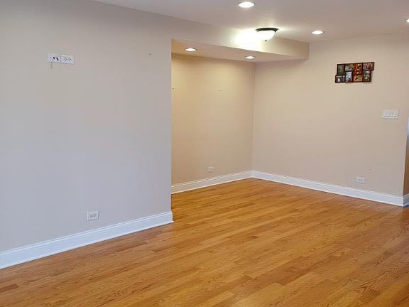5th image of 9390 Bay Colony Dr APT 1S