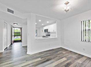 4951 Pepper Cir APT A101, Naples, FL 34113