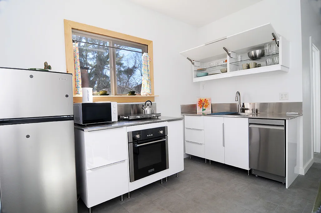 1 bed, 750 sqft, $2,000 — Photo 2