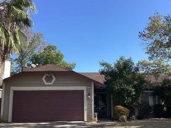 2nd image of 8163 Lakespring Way