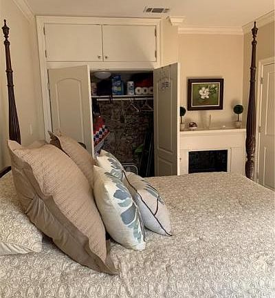 4th image of 724 Gov Nicholls St #F