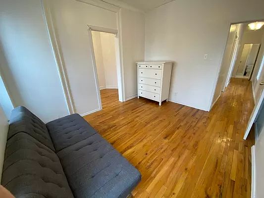 1st image of 1993 Lexington Ave #7