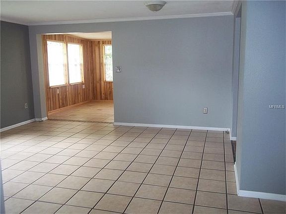 4th image of 4521 Oak St
