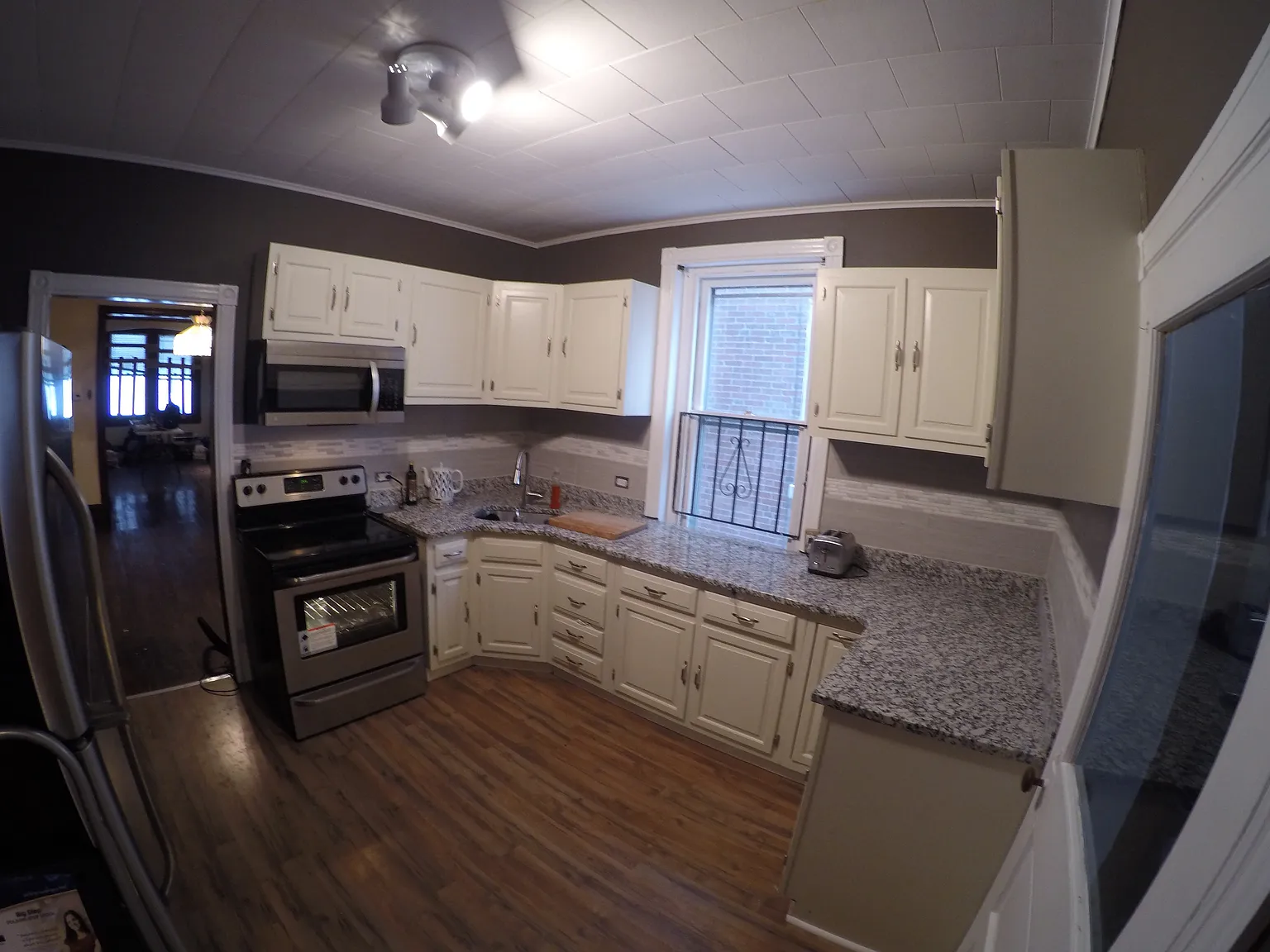 1406 Arch St photo 1