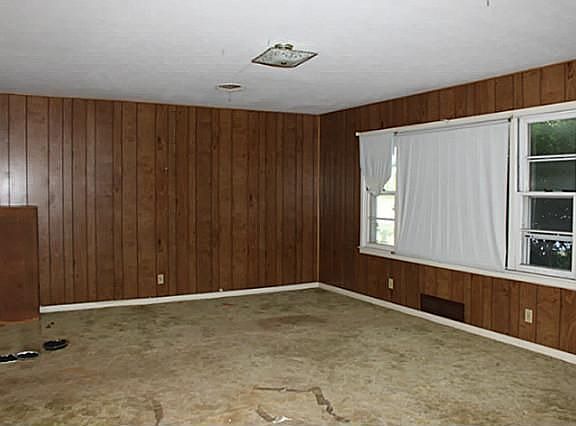 4th image of 4109 Highland Lake Dr