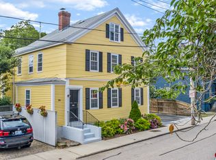 34 Elm St, Newport, RI 02840