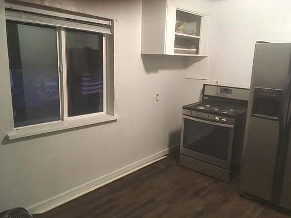 5th image of 865 N 17th St