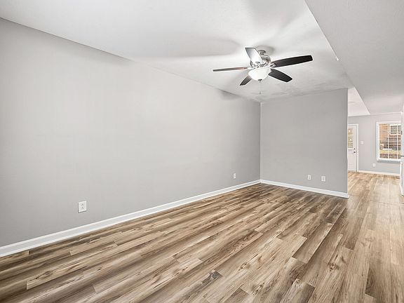 5th image of 2315 Raleigh Ct #Ee5dca6cc