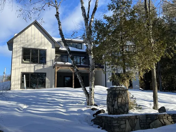 10617 Cove Ln #8, Sister Bay, WI 54234