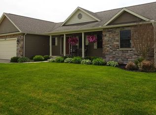 3321 Brunswick Square Dr, Mishawaka, IN 46544
