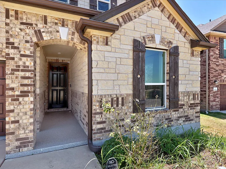 3823 Forino Dr — Photo 3