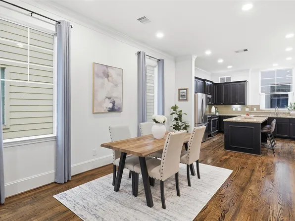 2411 Beall St, Houston, TX 77008