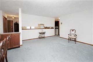 4th image of 355 Columbia Ave W APT 201