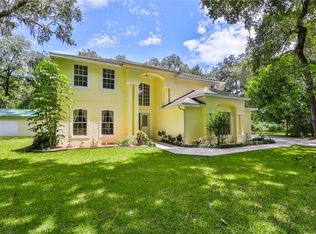 309 N Smokey Mountain Rd, Seffner, FL 33584