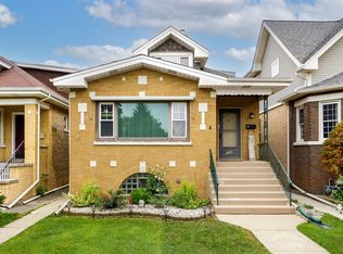 7828 W Oakleaf Ave, Elmwood Park, IL