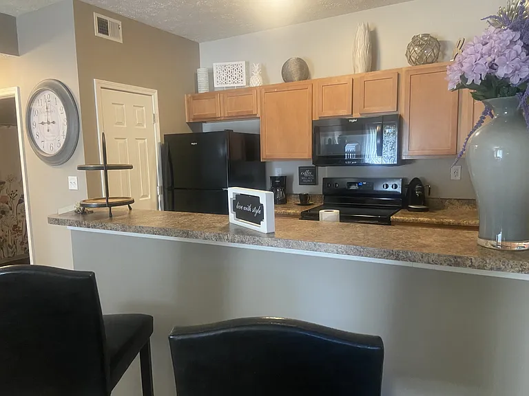 Summit Place Apartments — Photo 13