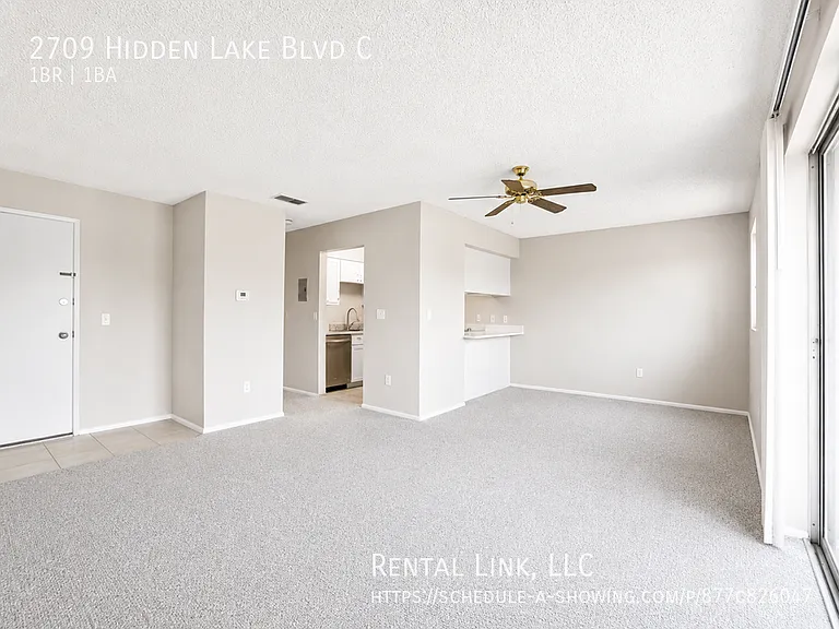 2709 Hidden Lake Blvd #C — Photo 4