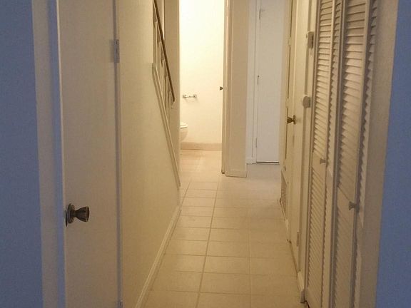 5th image of 3612 Larchmont Square Ln