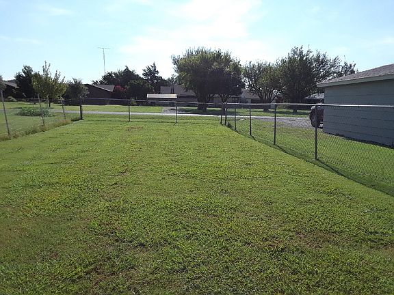 side yard for garden