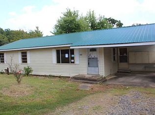100 Magnolia Ave, Mena, AR 71953