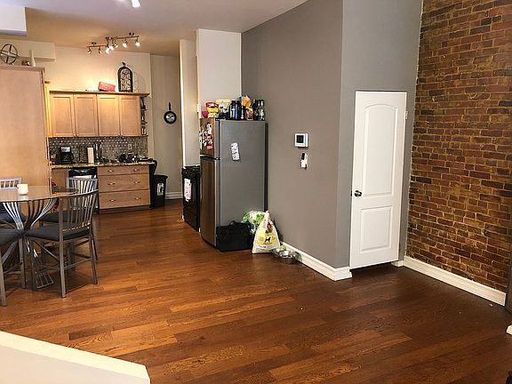 4th image of 3525 Salena St
