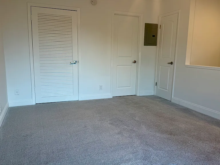 8800 Bardmoor Blvd #20 — Photo 24