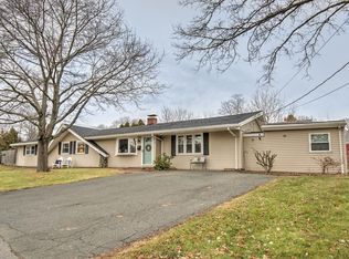 2 Grove St, Danvers, MA 01923