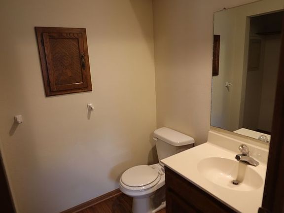 4th image of 316 Dains St
