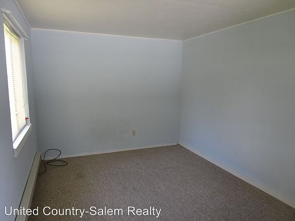 2nd image of 411 E 1st St