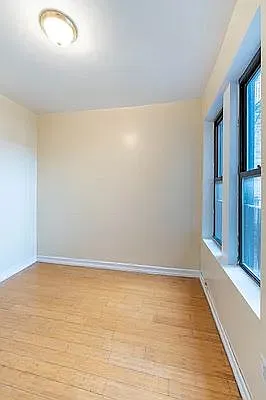 Rented by Executive Towers  | media 31