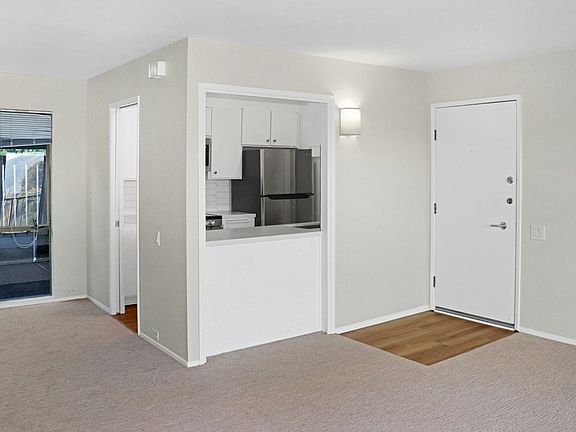 2nd image of 30 Harbor Oak Dr #22