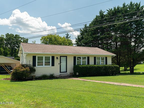 3rd image of 8718 Gleason Dr