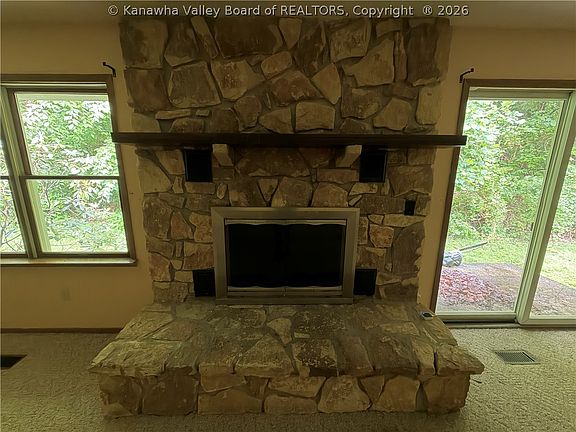 3rd image of 125 Thomas Hill Rd